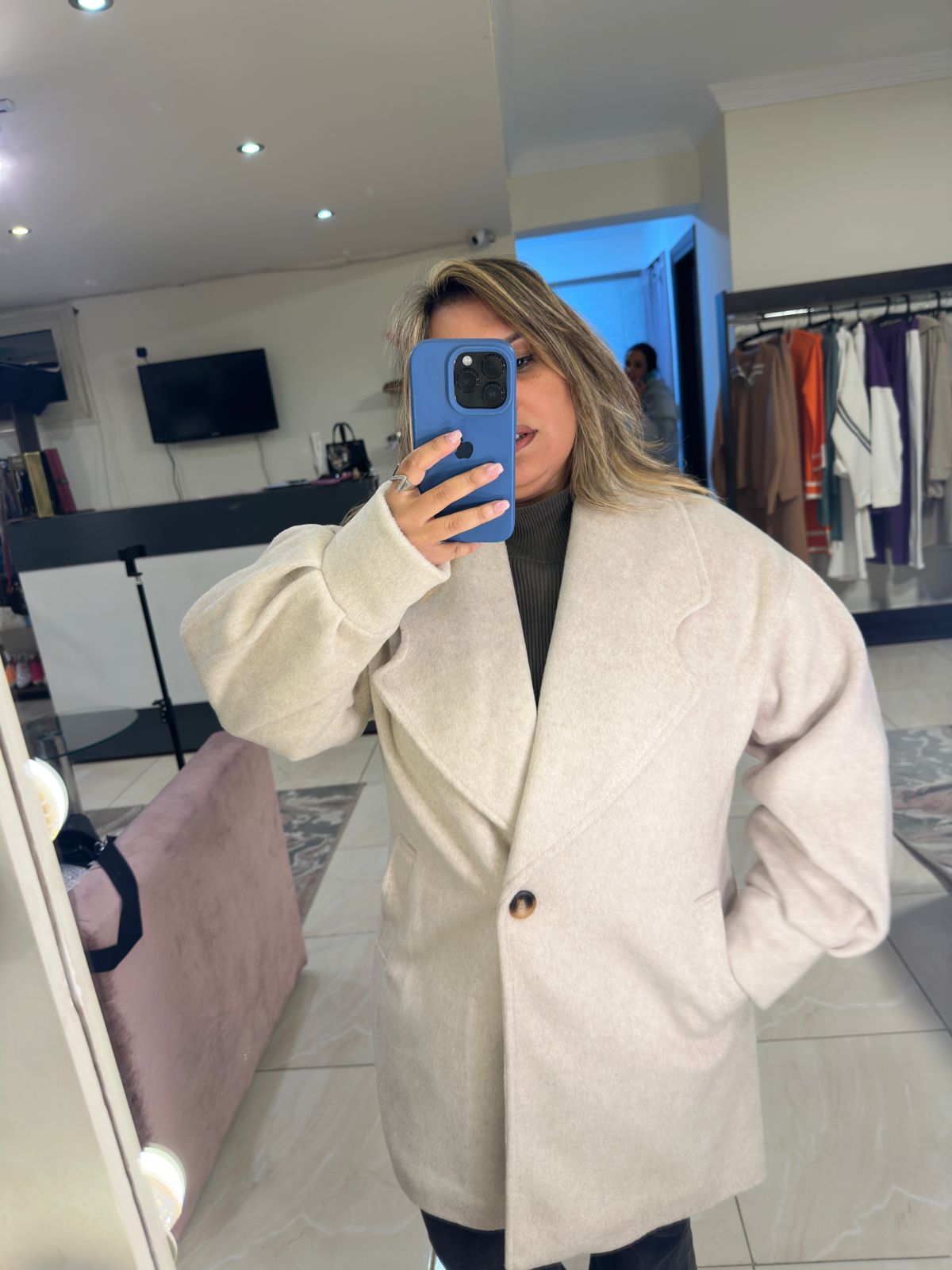 Lvory oversized coat