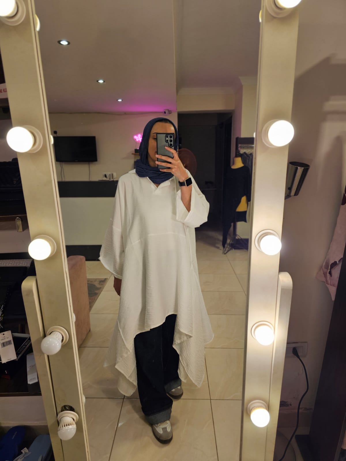 Oversized white long Shirt