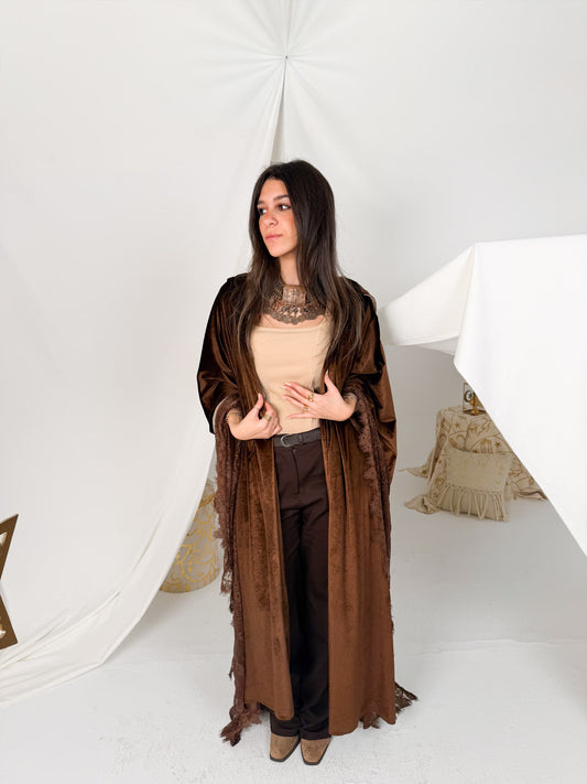 Brown lace kaftan