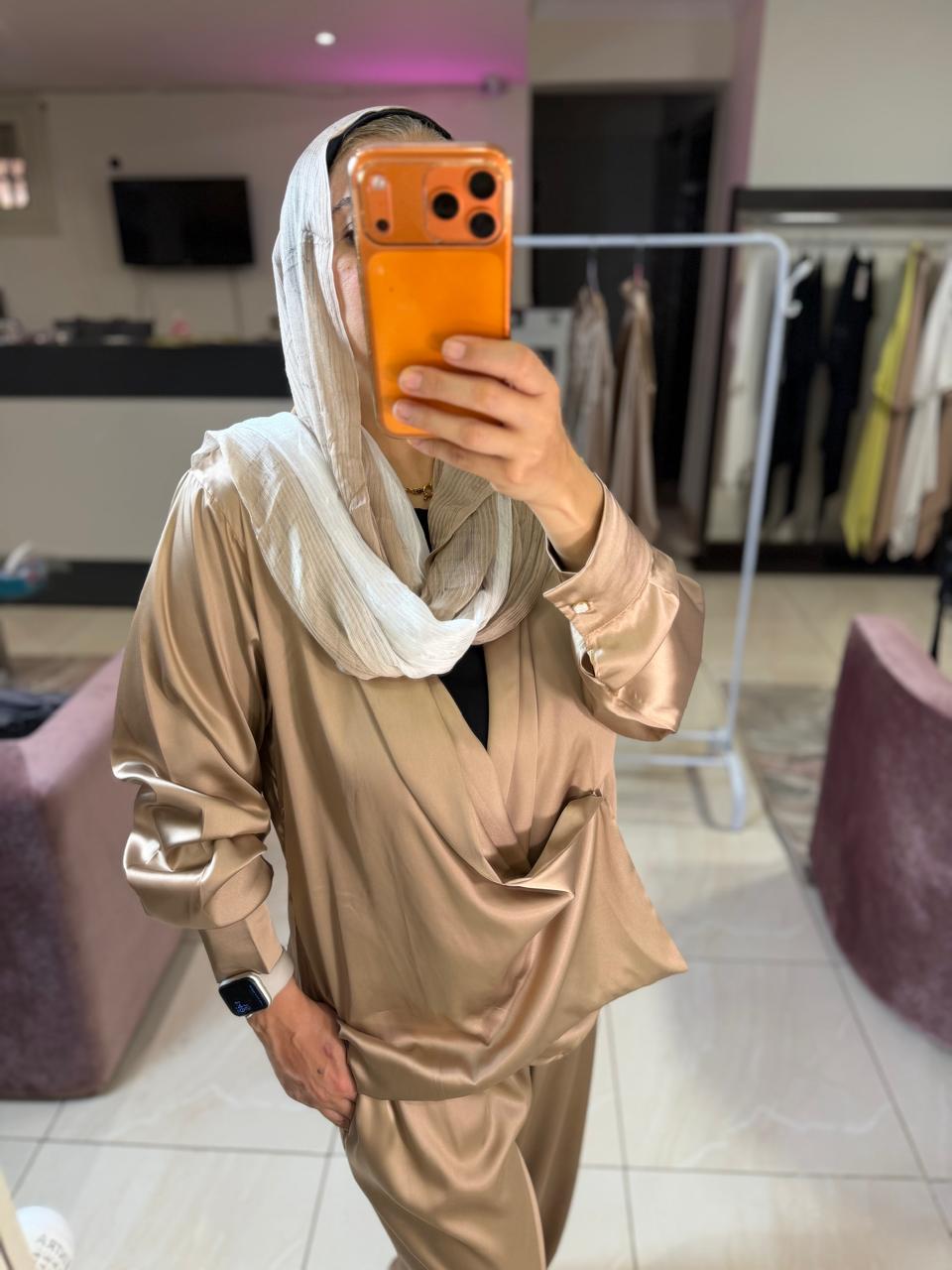 Set Satin