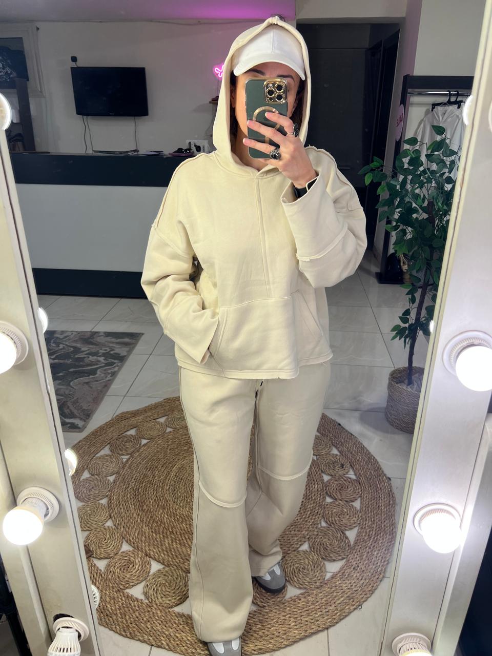 Melton  Set with Pocket